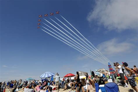 2017 breitling huntington beach air show|Blue Angels dazzle at Huntington Beach air show.